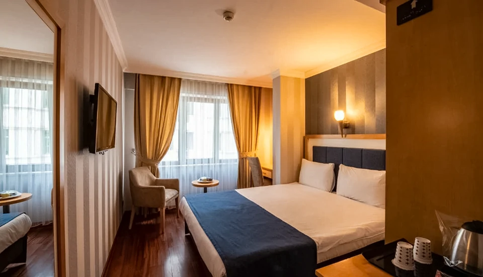 هتل نوا پلازا تکسیم اسکوئر